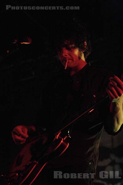 BLACK REBEL MOTORCYCLE CLUB - 2007-11-20 - PARIS - Elysee Montmartre - Peter Hayes